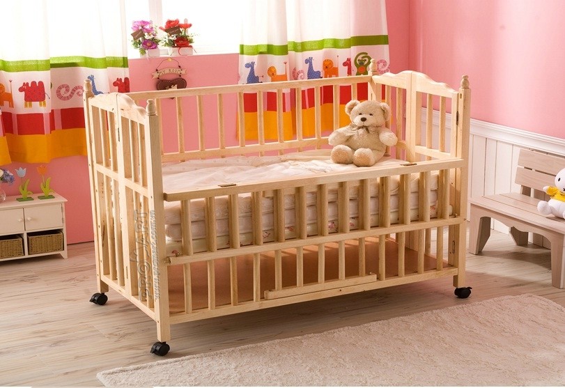 Giường nệm cho bé sơ sinh bao gồm những gì?