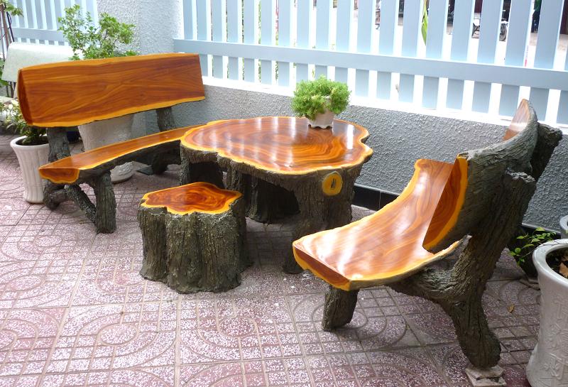 Điểm đặc biệt của bàn ghế đá xi măng giả gỗ